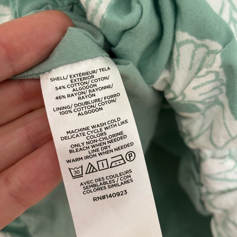 LOFT Floral V-Neck Bubble Hem Top in Mint Lake - Size L - Picture 5 of 6